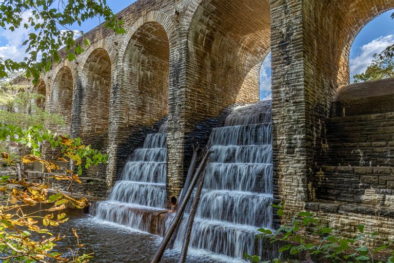 2024 Crossville Event Waterfall Stepping Down from Lake_Daniel-Vineyard-LR