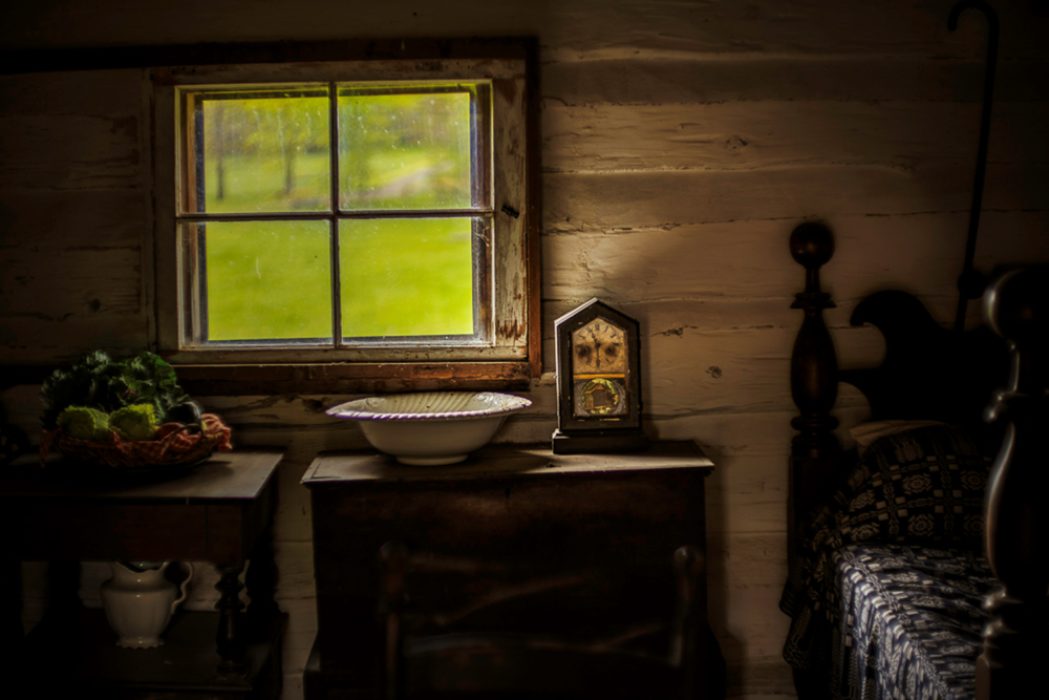 2023 Nashville event Cabin Scene Al Wood 1st-LR